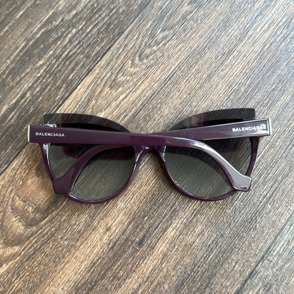 Balenciaga Sunglasses BA 94 69b - Picture 2 of 4